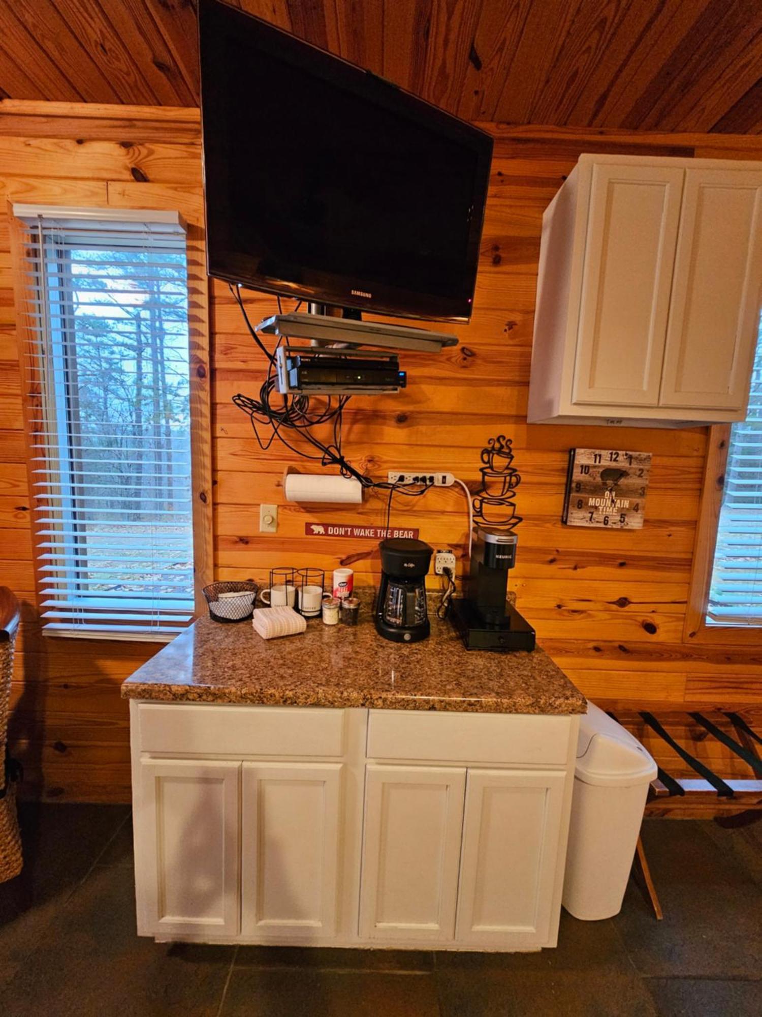 5 Min To Beaver Lake-King Bed-Fire Pit-Jetted Tub #1 Eureka Springs Exteriér fotografie